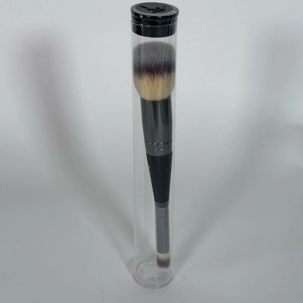 New NIB iT Cosmetics HEAVENLY LUXE™ COMPLEXION PERFECTION BRUSH #7 - Picture 2 of 3